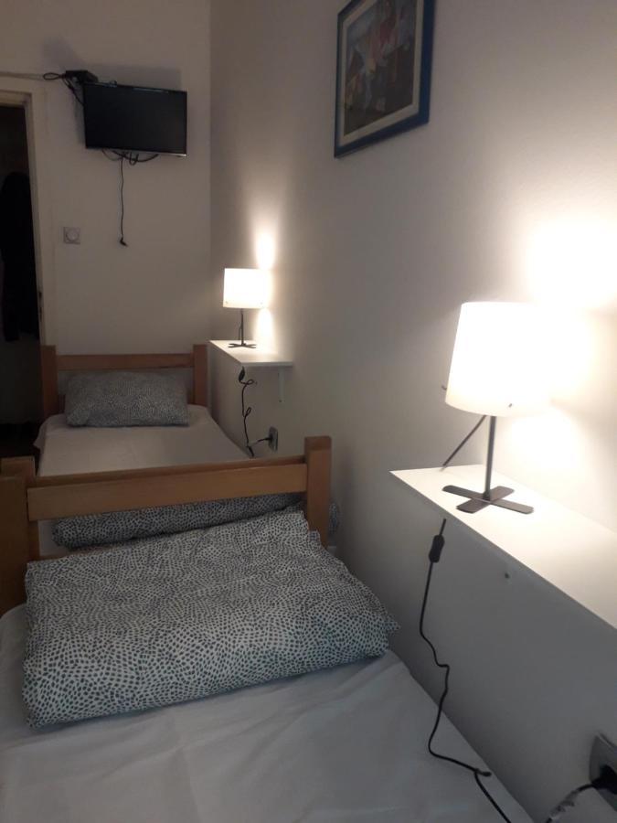 Jasmin Hotel Belgrade Luaran gambar