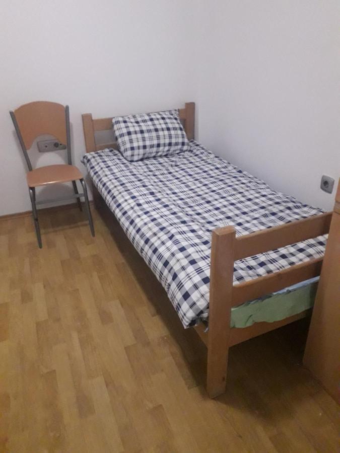 Jasmin Hostel Belgrade Luaran gambar