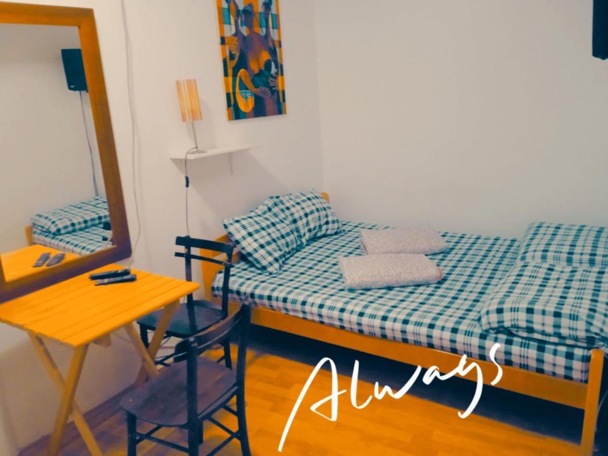 Jasmin Hotel Belgrade Luaran gambar