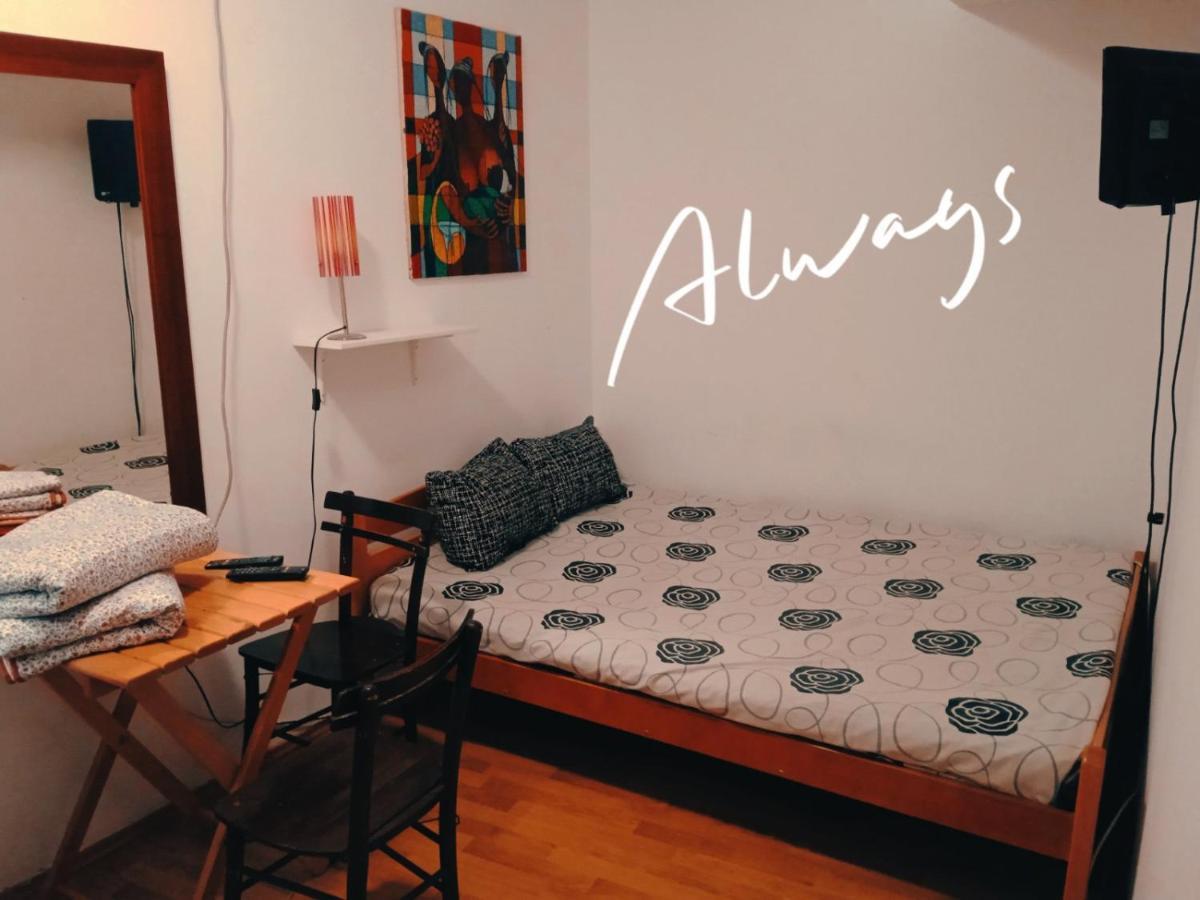 Jasmin Hotel Belgrade Luaran gambar